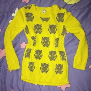 Old Navy chartreuse & gray Owl sweater